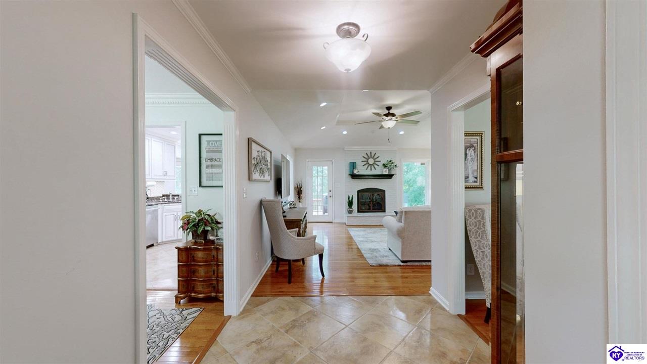 Listing Picture 150 E Laurel River Drive Shepherdsville, KY 40165 MLS HK25002318