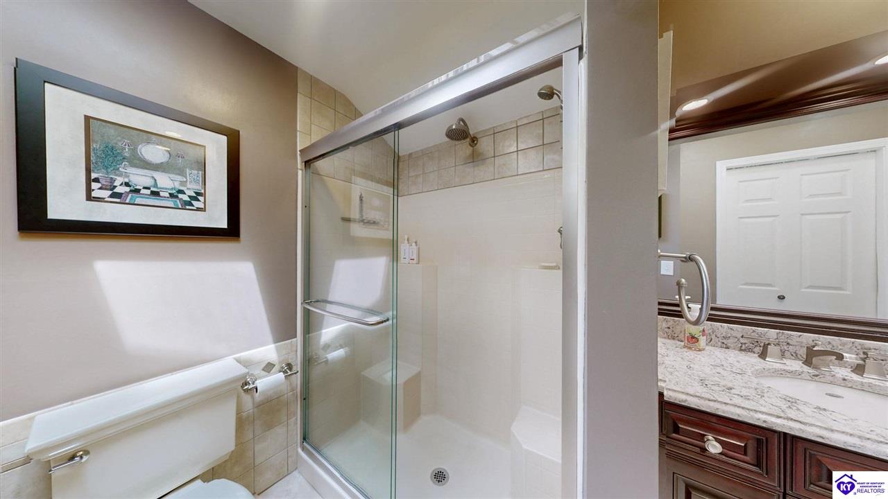 Listing Picture 150 E Laurel River Drive Shepherdsville, KY 40165 MLS HK25002318