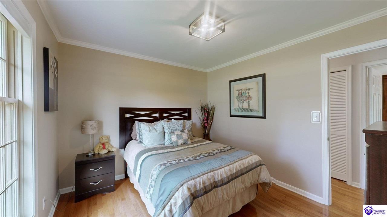 Listing Picture 150 E Laurel River Drive Shepherdsville, KY 40165 MLS HK25002318