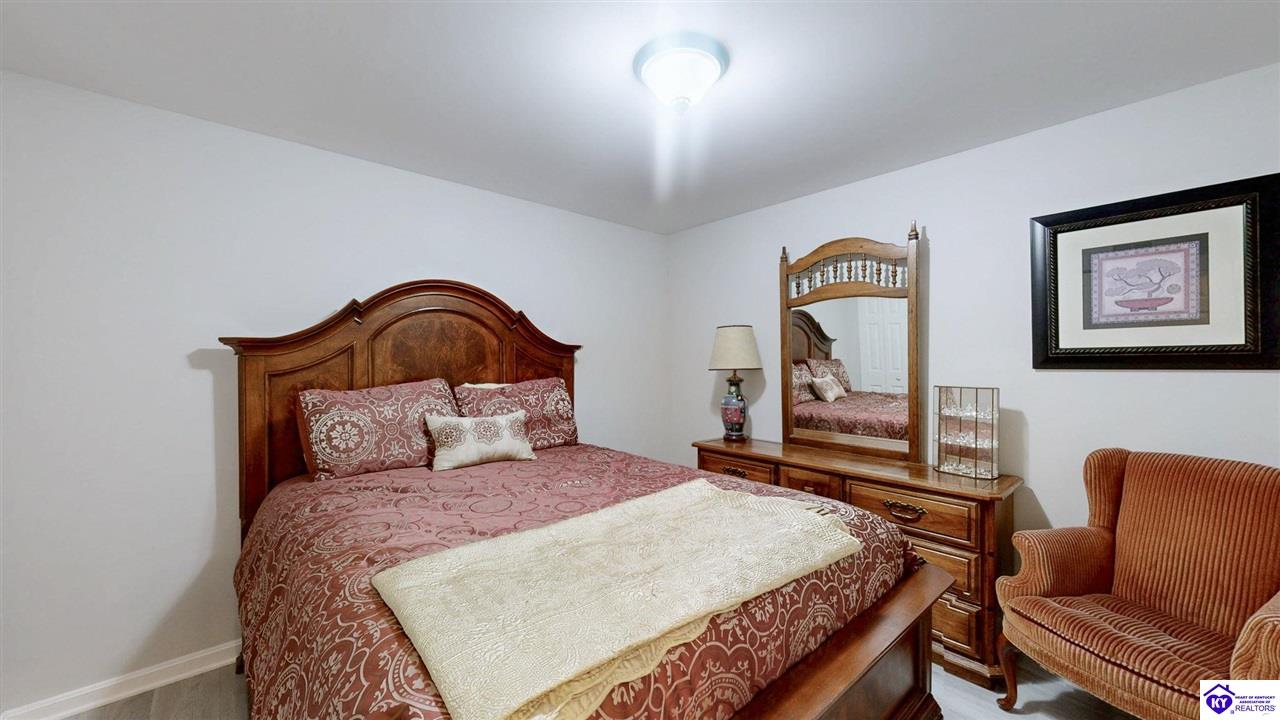 Listing Picture 150 E Laurel River Drive Shepherdsville, KY 40165 MLS HK25002318