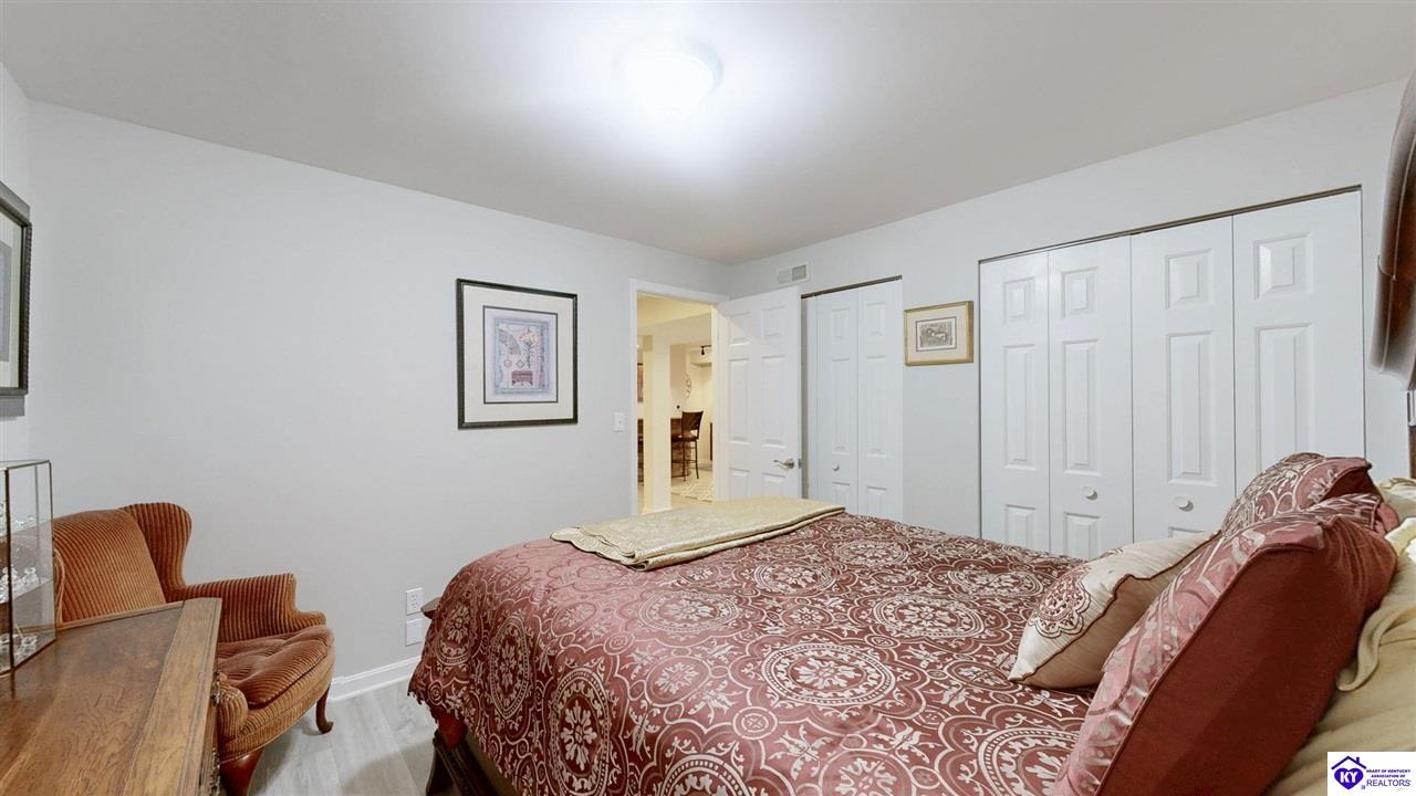 Listing Picture 150 E Laurel River Drive Shepherdsville, KY 40165 MLS HK25002318