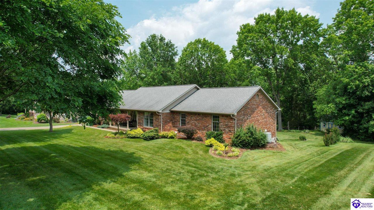 Listing Picture 150 E Laurel River Drive Shepherdsville, KY 40165 MLS HK25002318