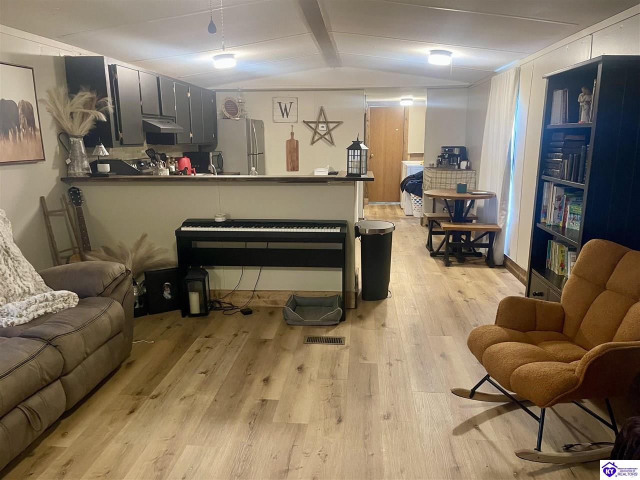 Listing Picture 822 Aetna Furnace Highway Magnolia, KY 42757 MLS HK25002333