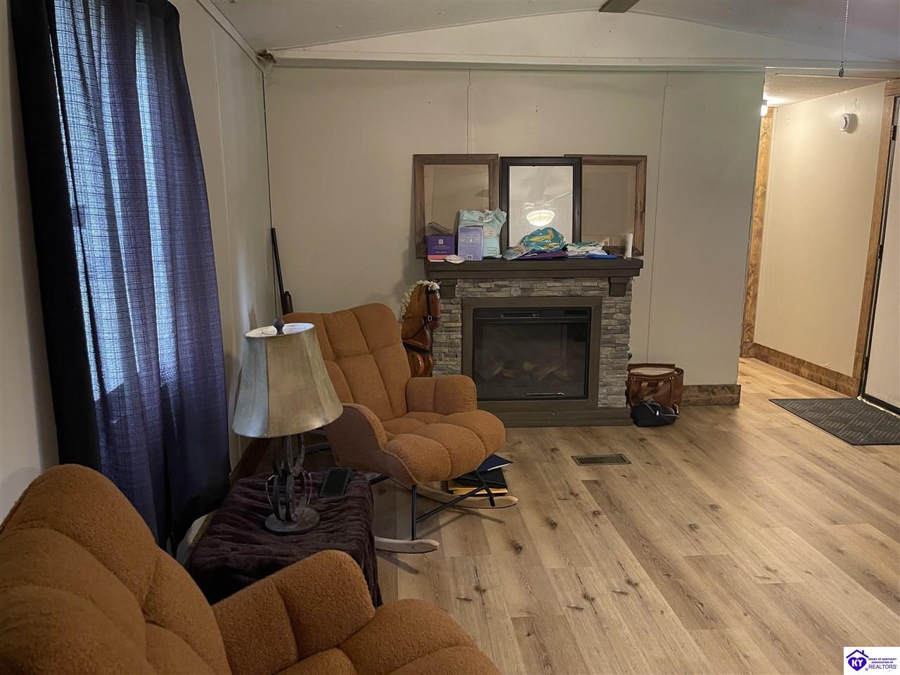 Listing Picture 822 Aetna Furnace Highway Magnolia, KY 42757 MLS HK25002333