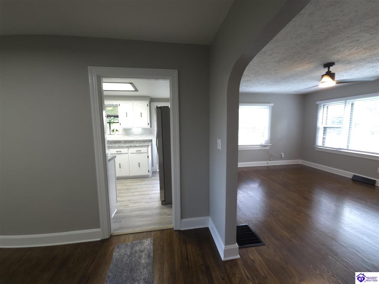 Listing Picture 111 Brooks Street Elizabethtown, KY 42701 MLS HK25002359