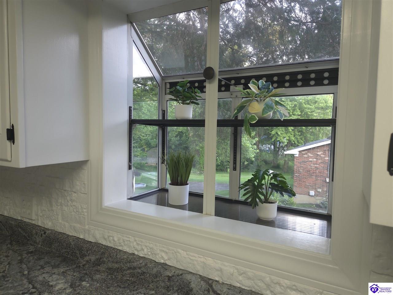 Listing Picture 111 Brooks Street Elizabethtown, KY 42701 MLS HK25002359