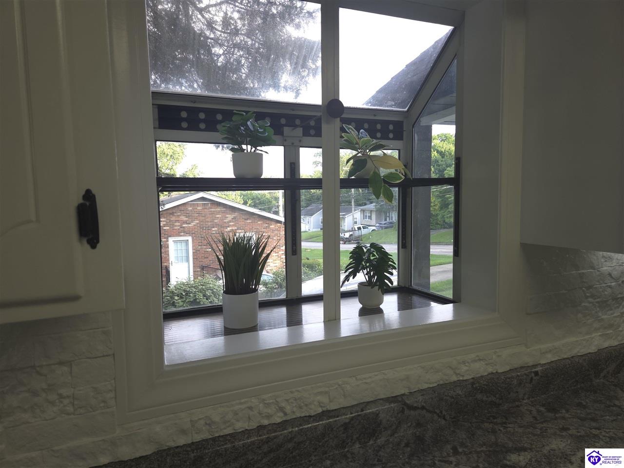 Listing Picture 111 Brooks Street Elizabethtown, KY 42701 MLS HK25002359