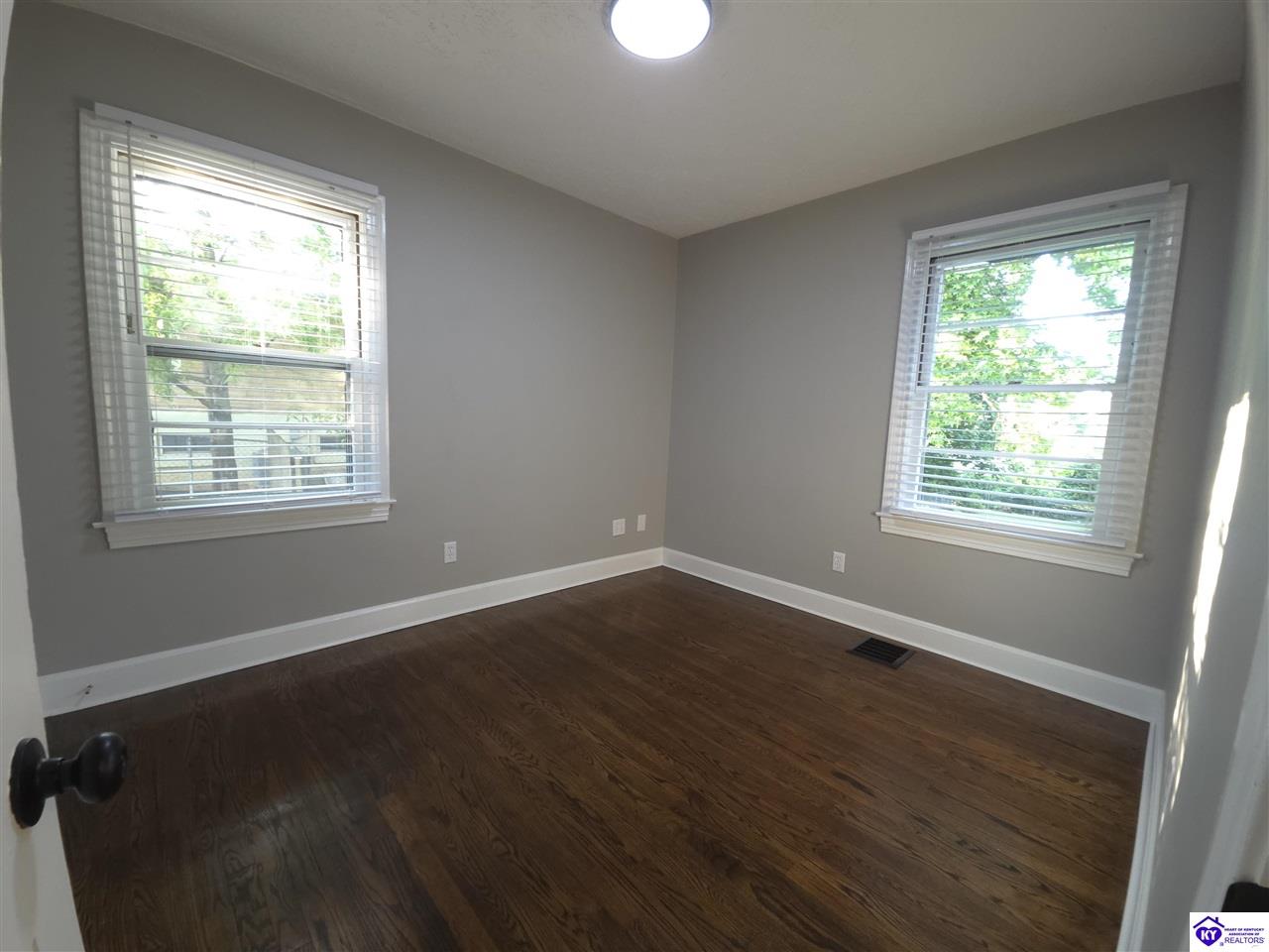 Listing Picture 111 Brooks Street Elizabethtown, KY 42701 MLS HK25002359