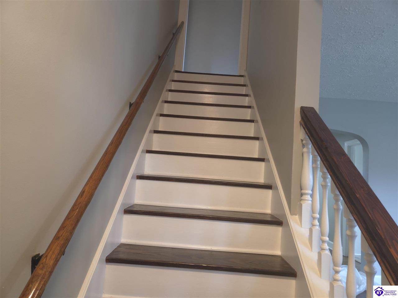 Listing Picture 111 Brooks Street Elizabethtown, KY 42701 MLS HK25002359