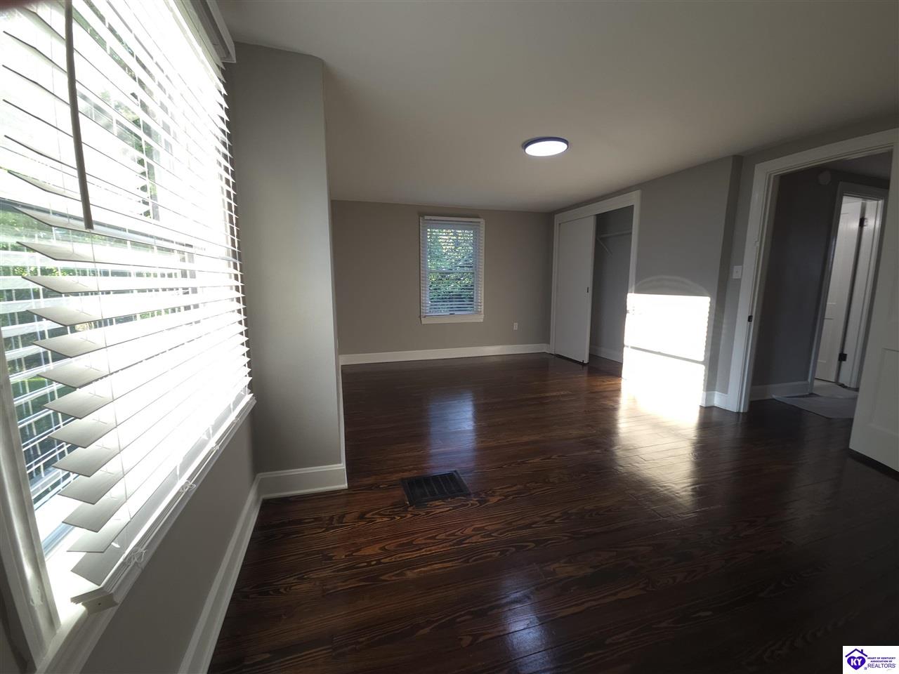 Listing Picture 111 Brooks Street Elizabethtown, KY 42701 MLS HK25002359