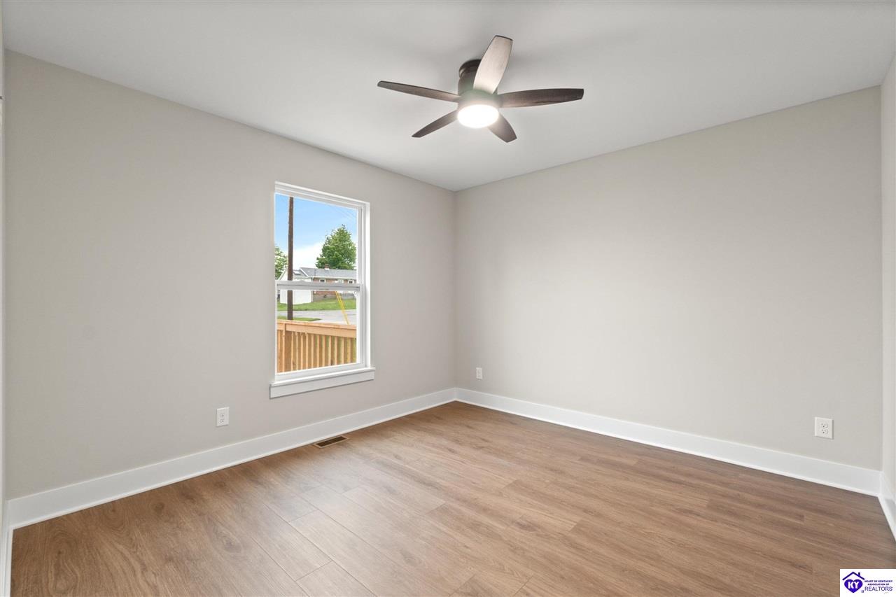 Listing Picture 115 Crutcher Street Vine Grove, KY 40175 MLS HK25002362