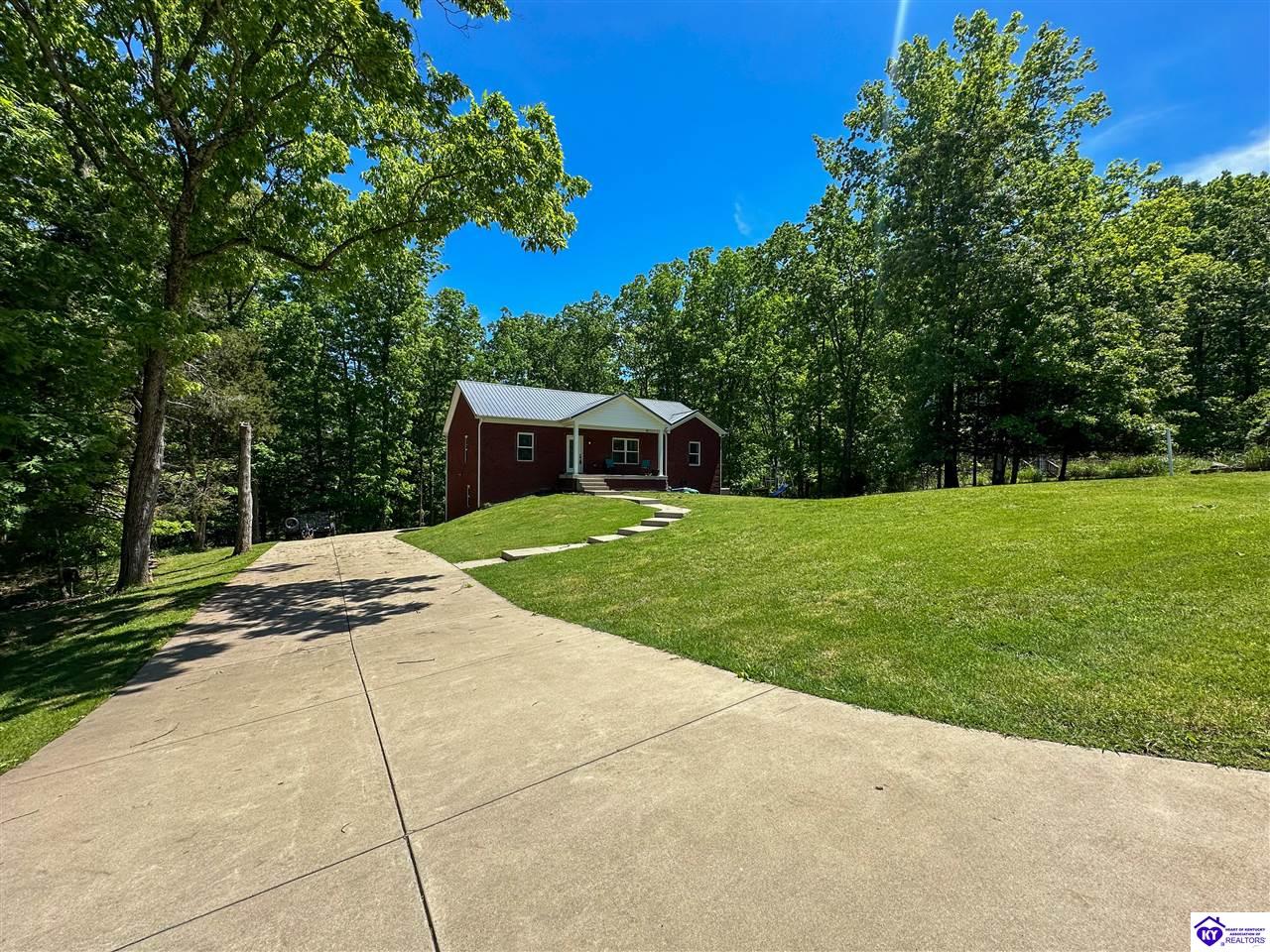 68 Lonnie Lawson CourtBrandenburg, KY 40108