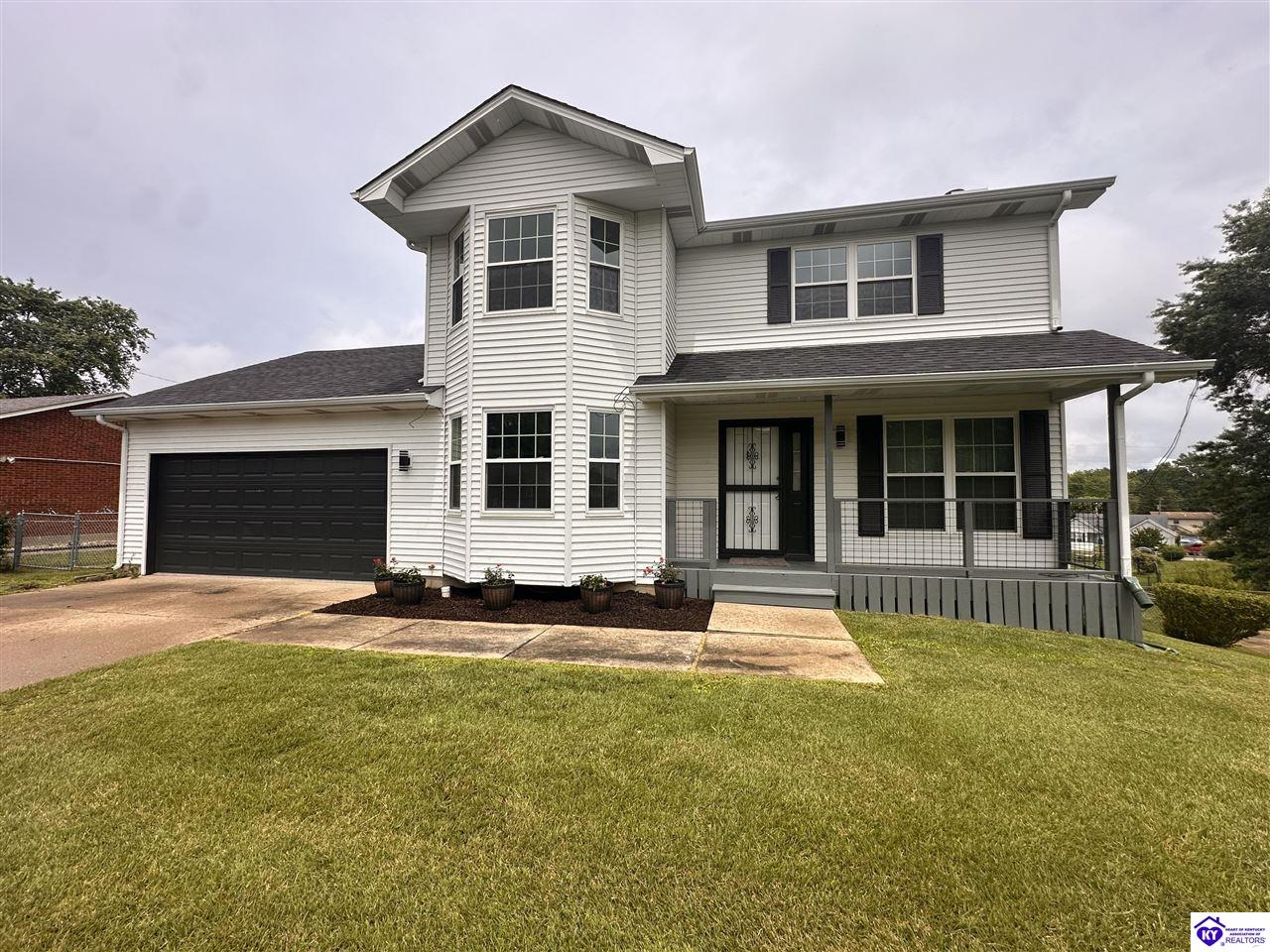 3004 S Woodland DriveRadcliff, KY 40160