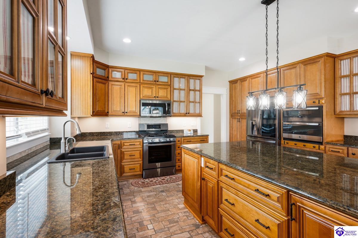Listing Picture 106 Low Country Court Elizabethtown, KY 42701 MLS HK25002489