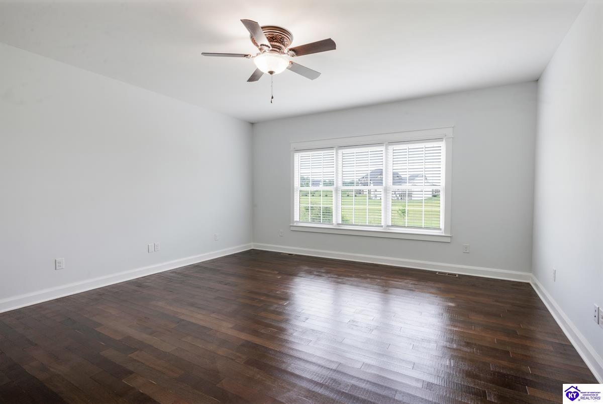 Listing Picture 106 Low Country Court Elizabethtown, KY 42701 MLS HK25002489