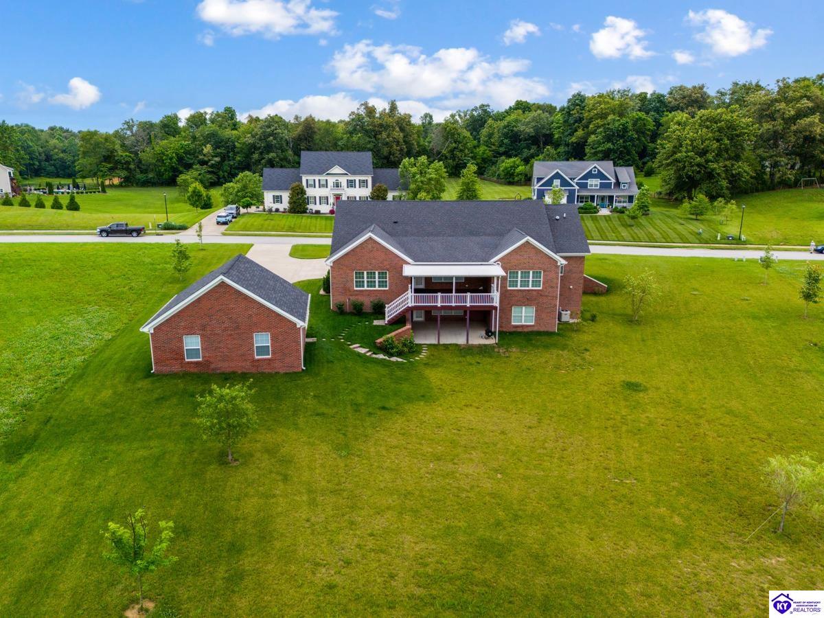 Listing Picture 106 Low Country Court Elizabethtown, KY 42701 MLS HK25002489