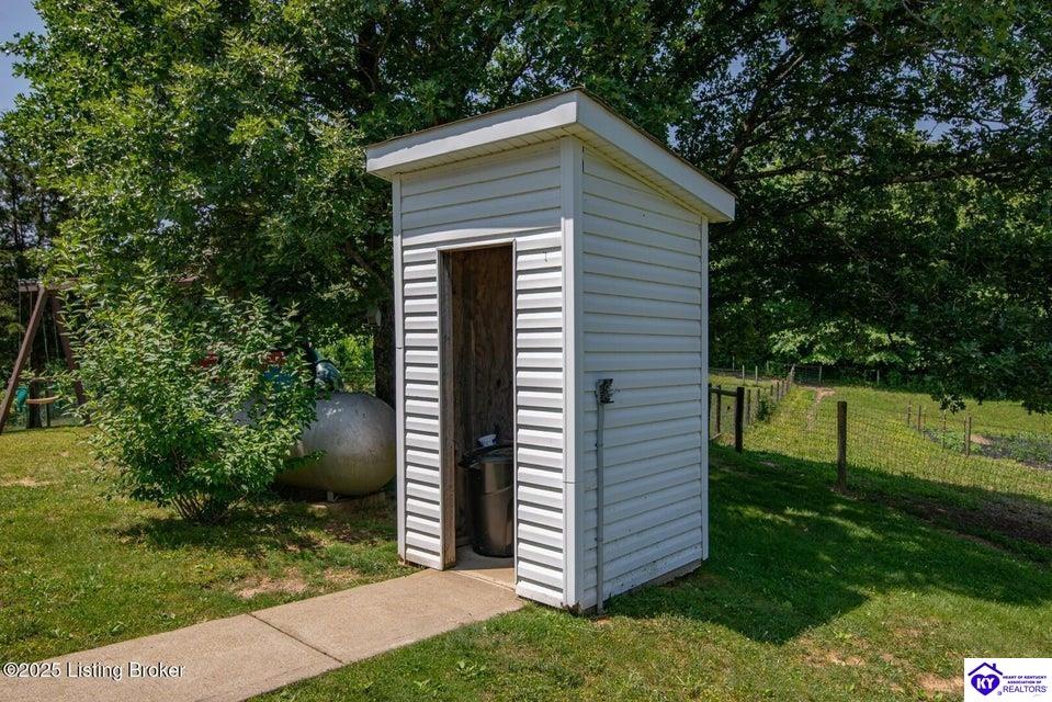 Listing Picture 8396 Cub Run Highway Munfordville, KY 42765 MLS HK25002506