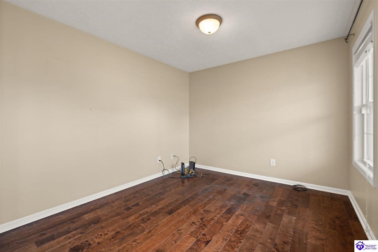 Listing Picture 125 Longsdale Court Radcliff, KY 40160 MLS HK25002509