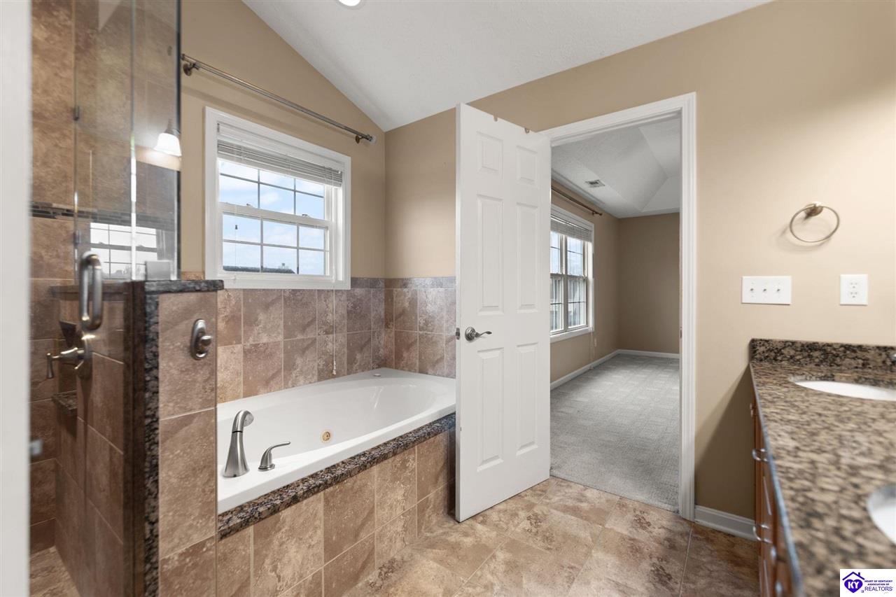 Listing Picture 125 Longsdale Court Radcliff, KY 40160 MLS HK25002509