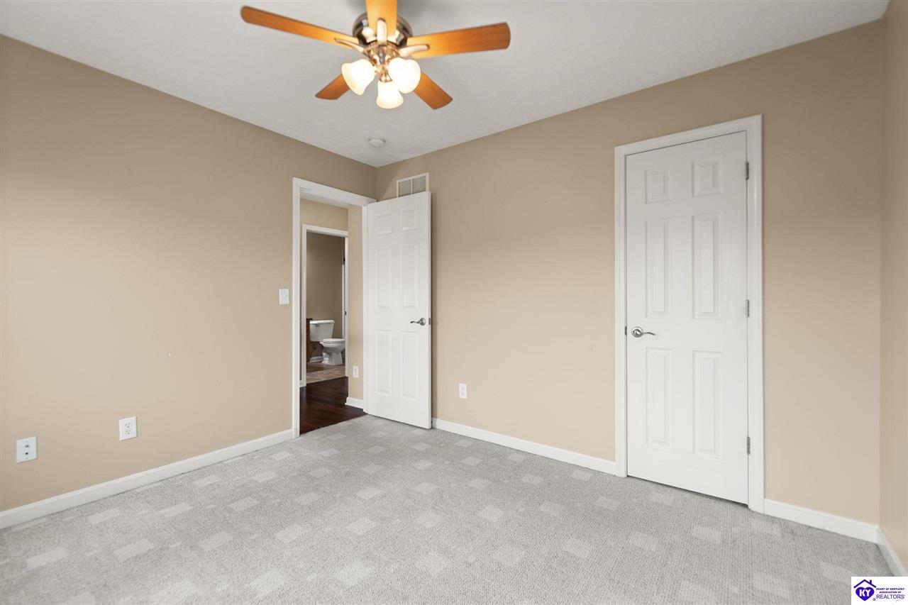 Listing Picture 125 Longsdale Court Radcliff, KY 40160 MLS HK25002509