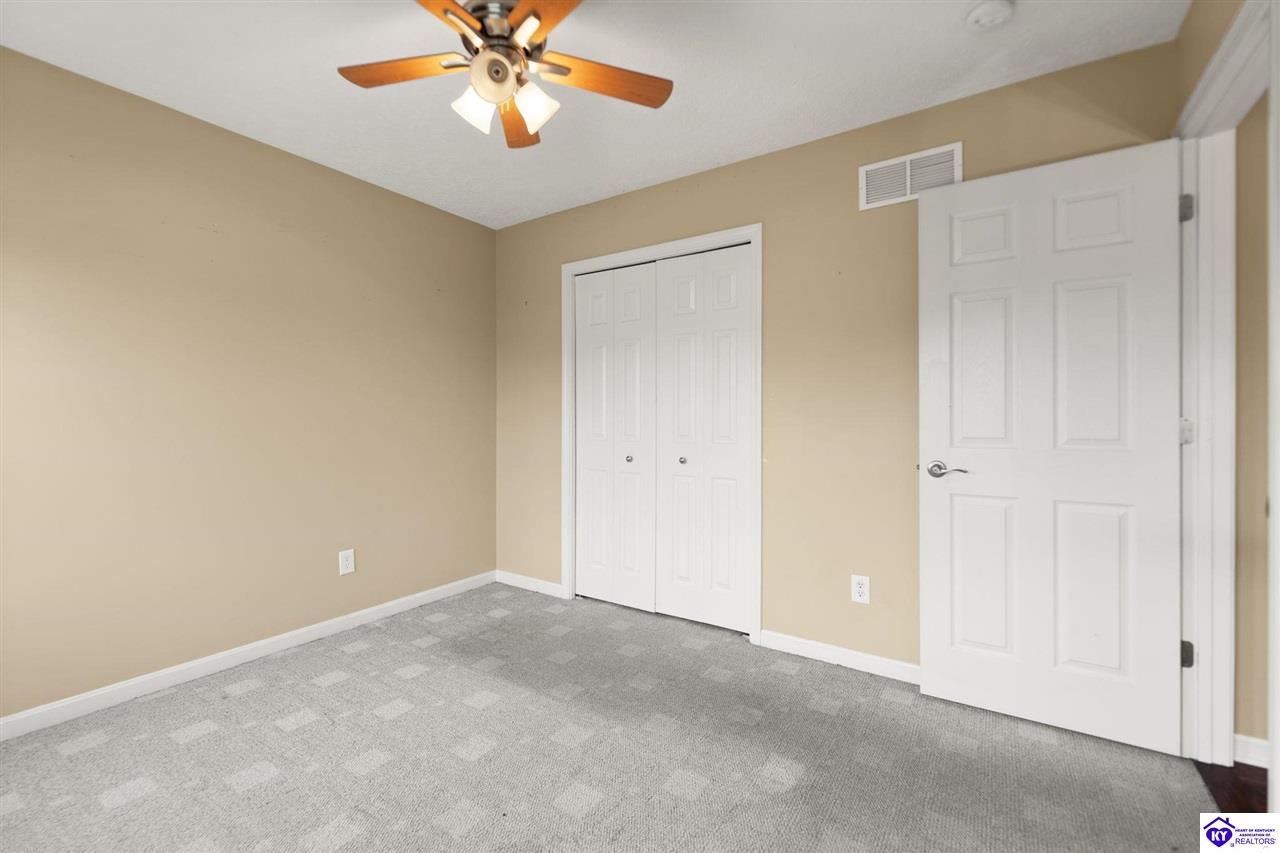 Listing Picture 125 Longsdale Court Radcliff, KY 40160 MLS HK25002509