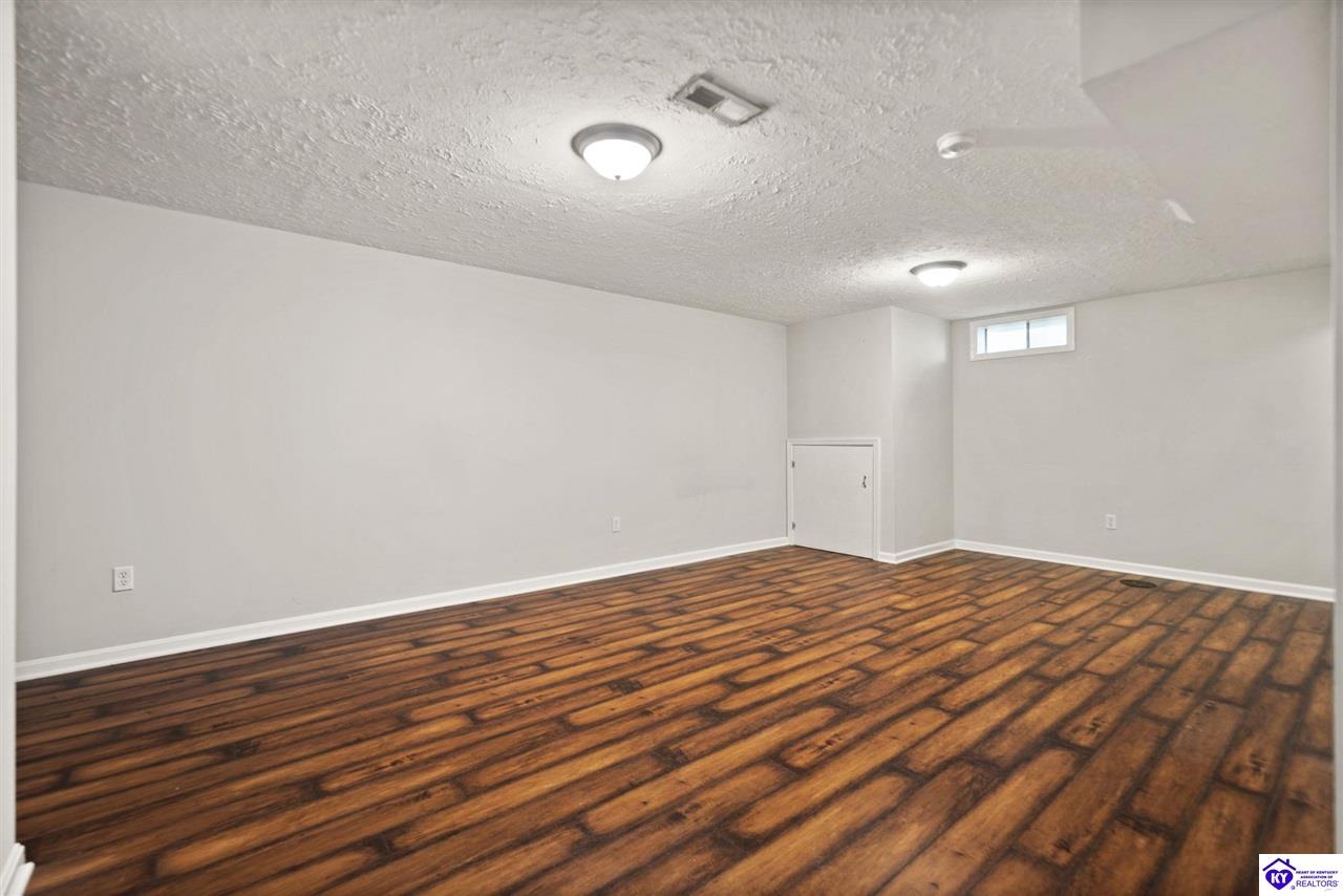 Listing Picture 125 Longsdale Court Radcliff, KY 40160 MLS HK25002509