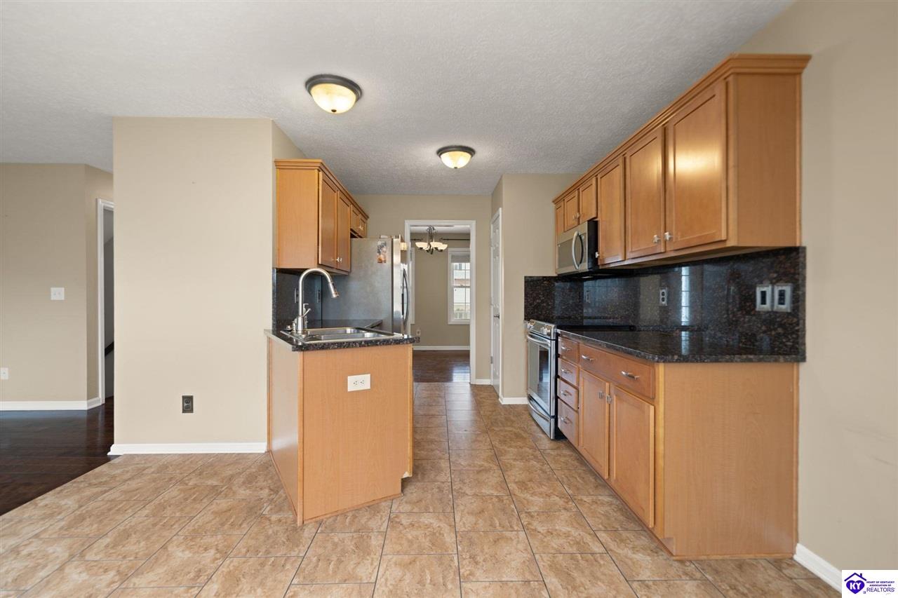 Listing Picture 125 Longsdale Court Radcliff, KY 40160 MLS HK25002509