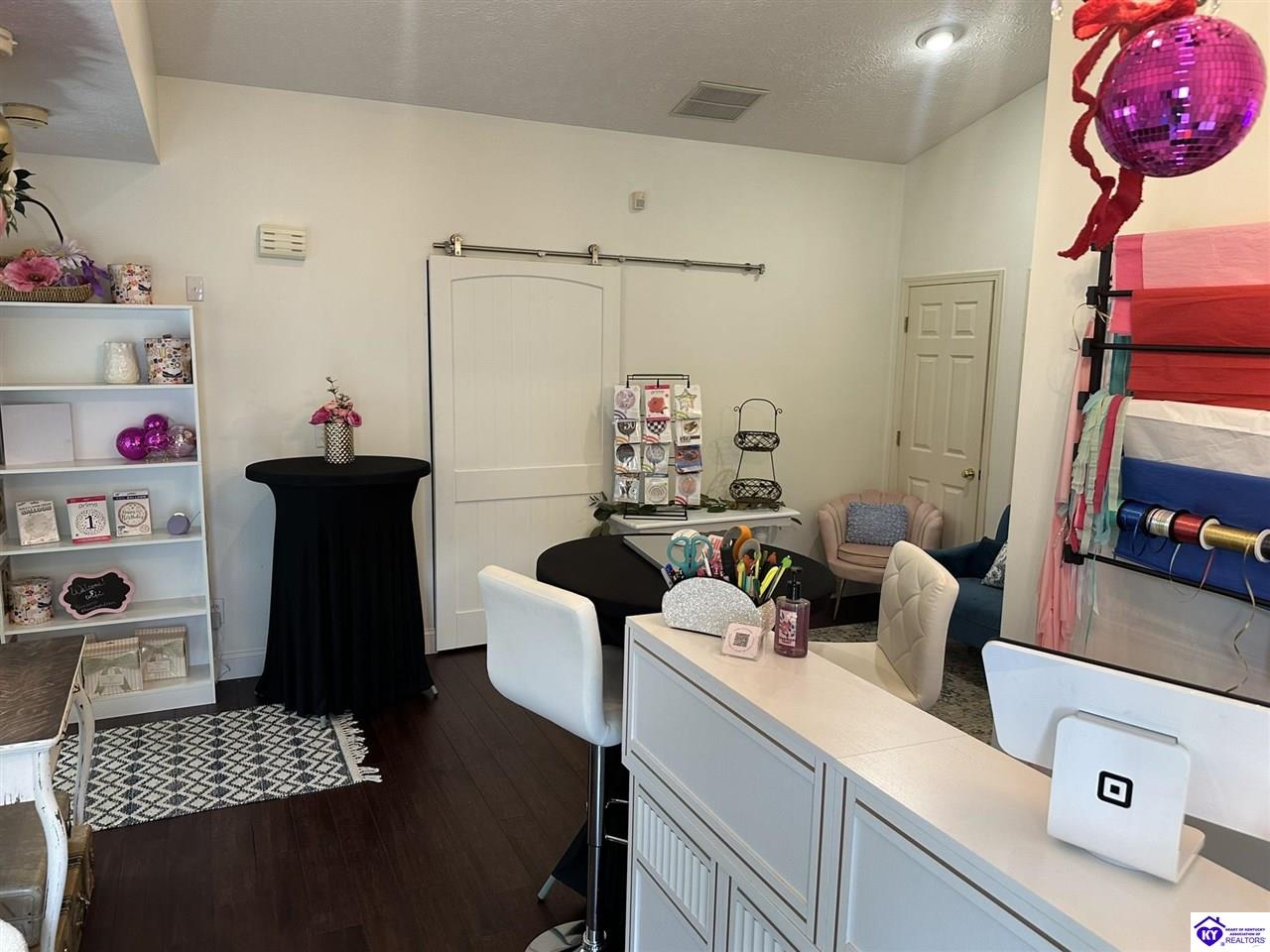 Listing Picture 328 N Mulberry Street Elizabethtown, KY 42701 MLS HK25002534