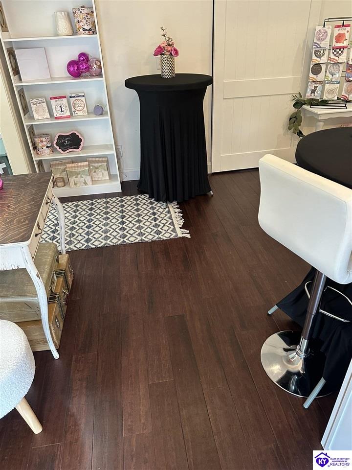 Listing Picture 328 N Mulberry Street Elizabethtown, KY 42701 MLS HK25002534