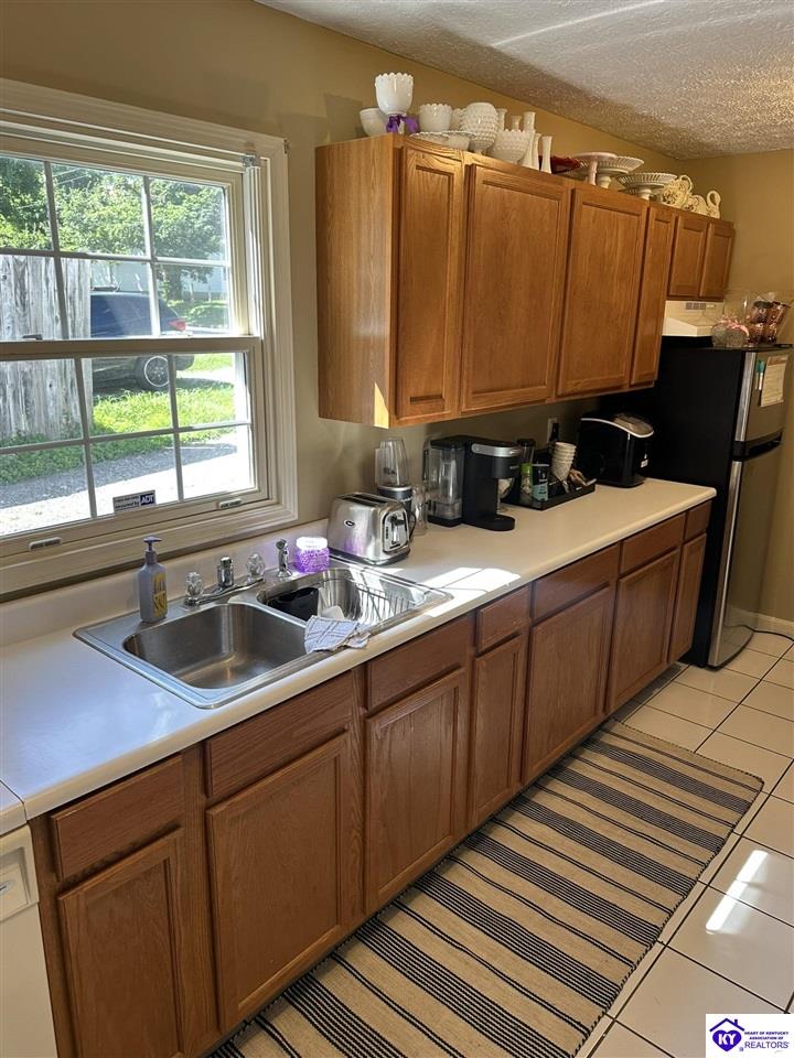 Listing Picture 328 N Mulberry Street Elizabethtown, KY 42701 MLS HK25002534