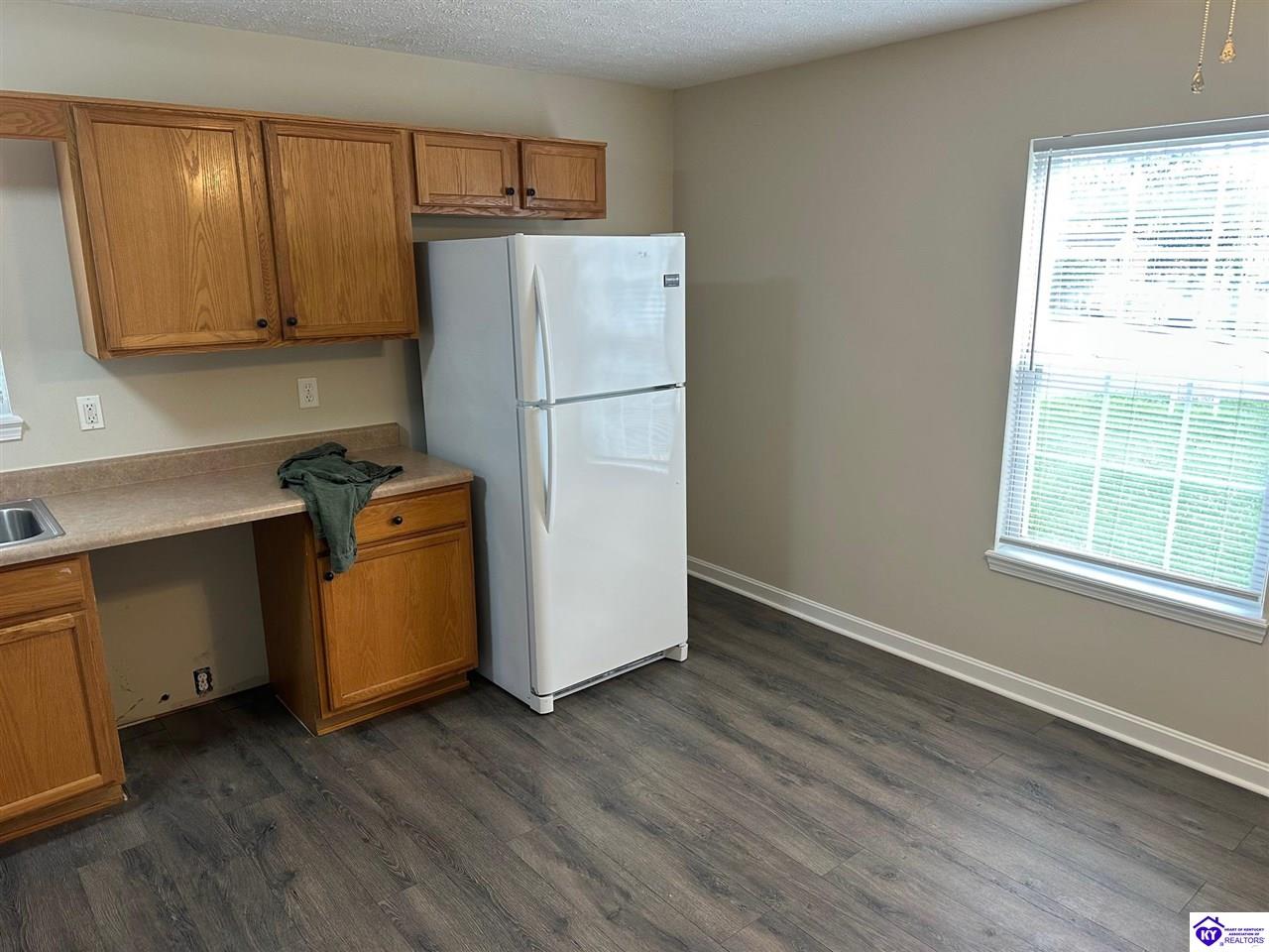 Listing Picture 1204 Denada Lane Elizabethtown, KY 42701 MLS HK25002545