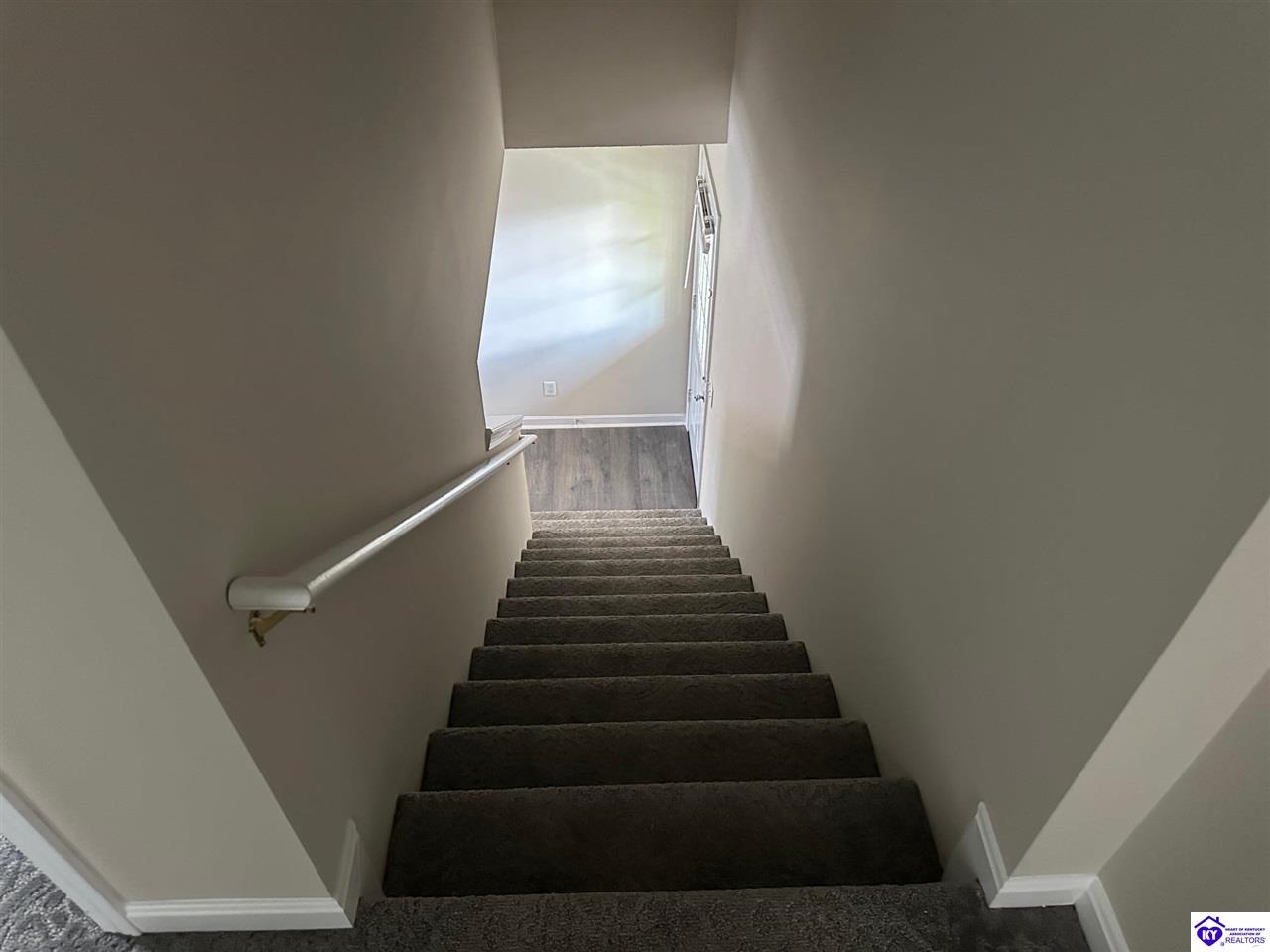 Listing Picture 1204 Denada Lane Elizabethtown, KY 42701 MLS HK25002545