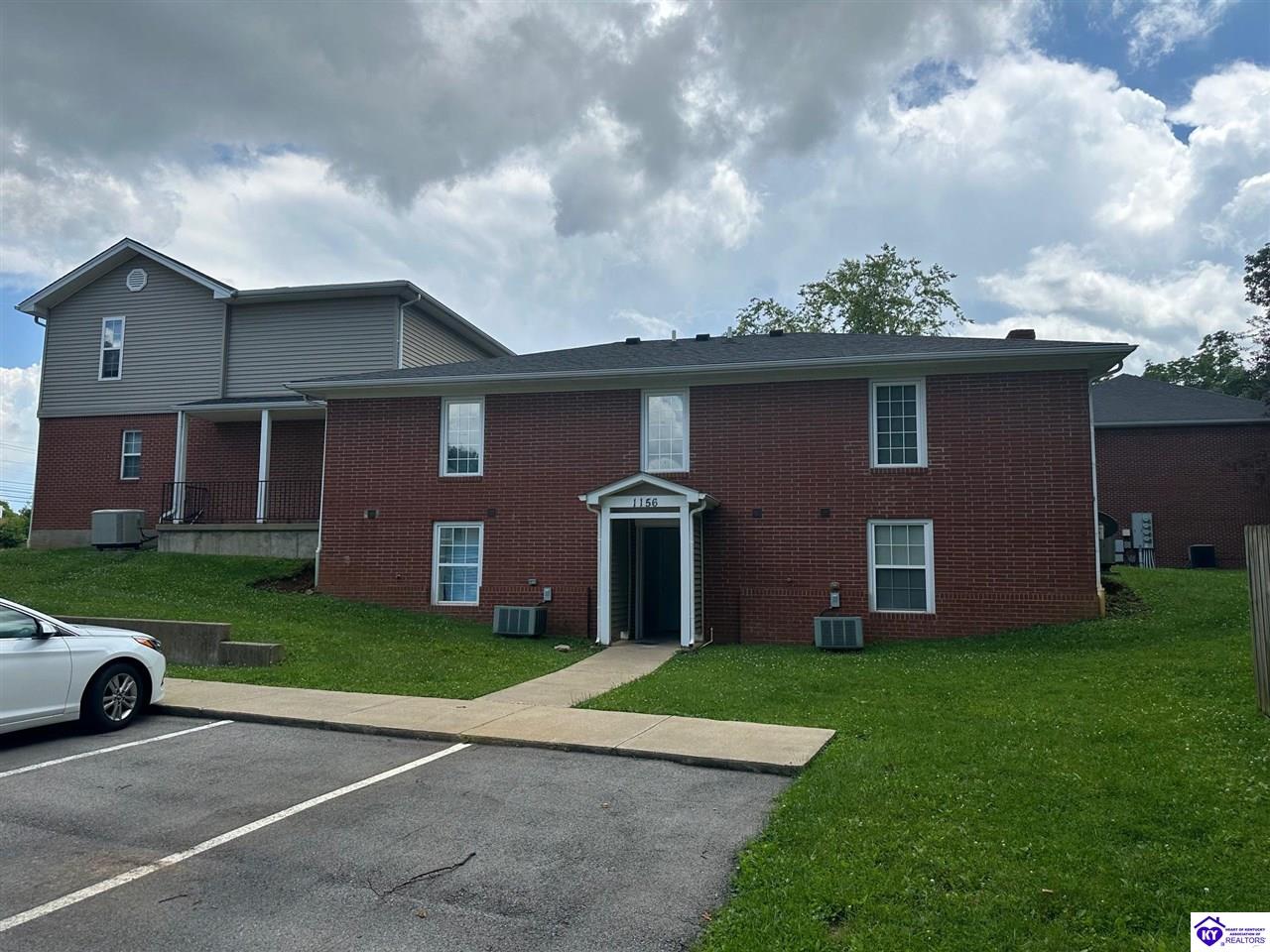 Listing Picture 1204 Denada Lane Elizabethtown, KY 42701 MLS HK25002545