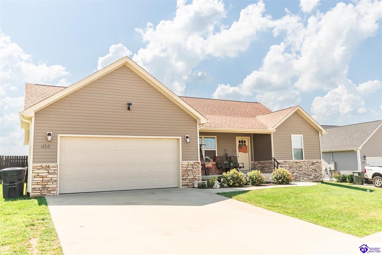 Listing Picture 414 Turnberry Court Vine Grove, KY 40175 MLS HK25002599