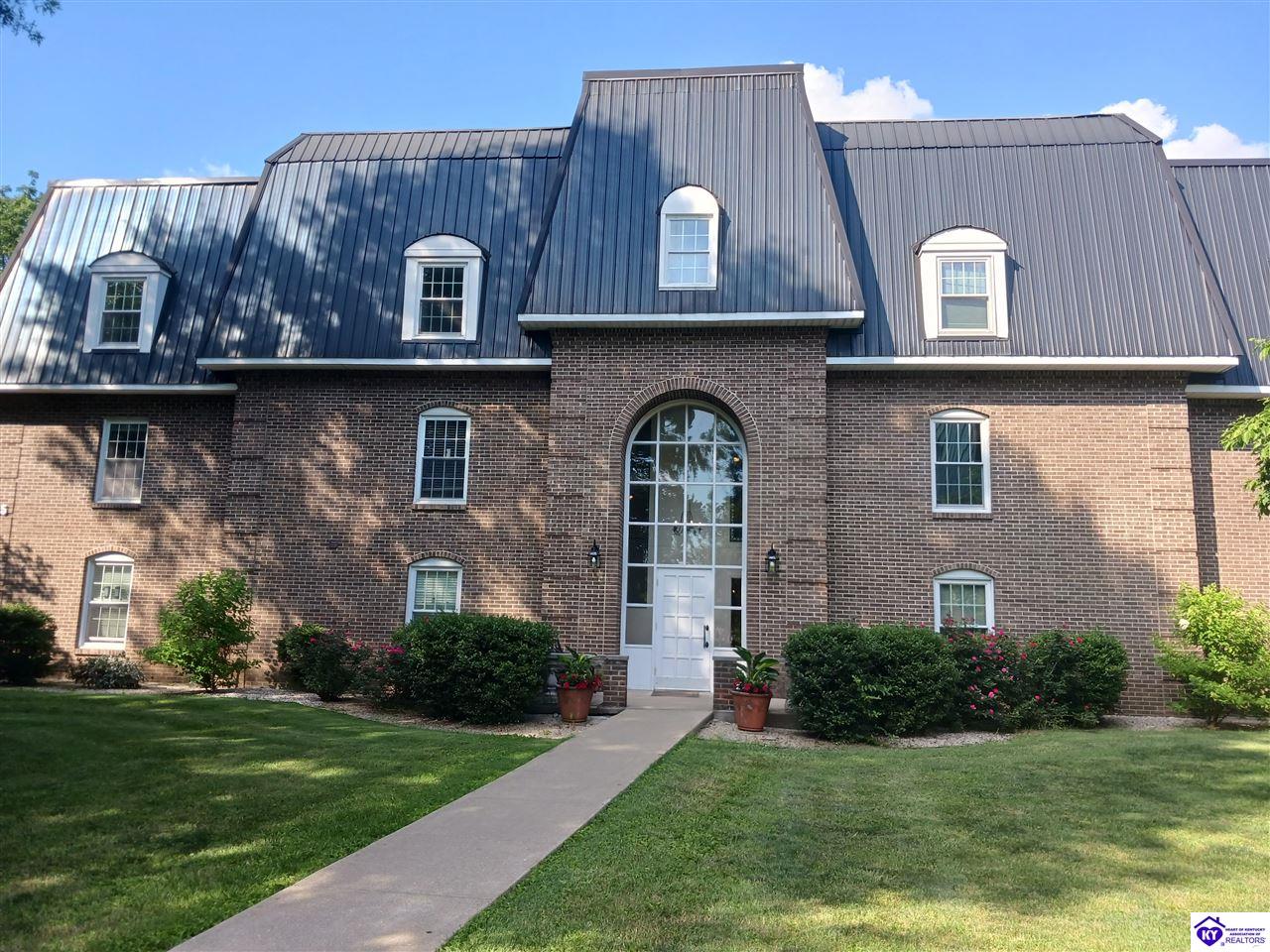 105 Freeman Green DriveElizabethtown, KY 42701