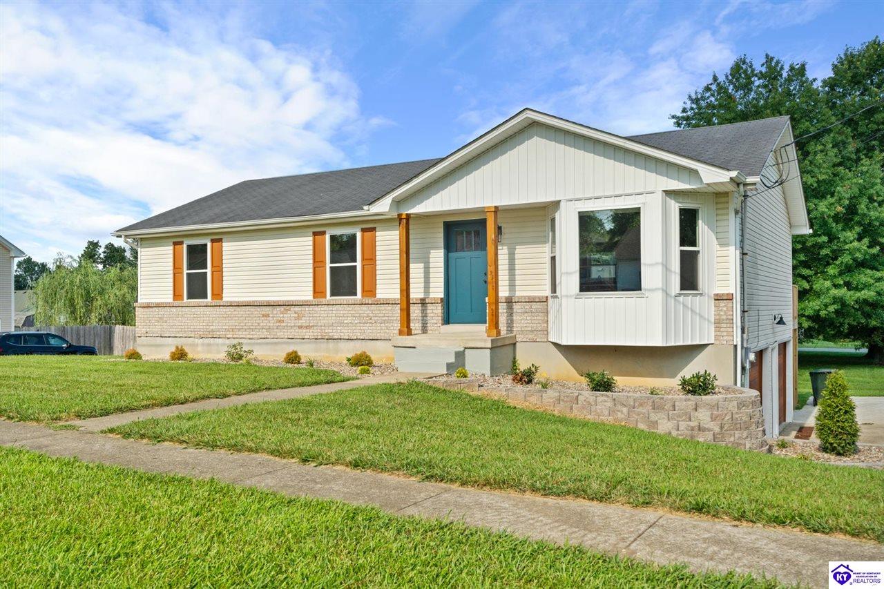 200 Lilac CourtRadcliff, KY 40160