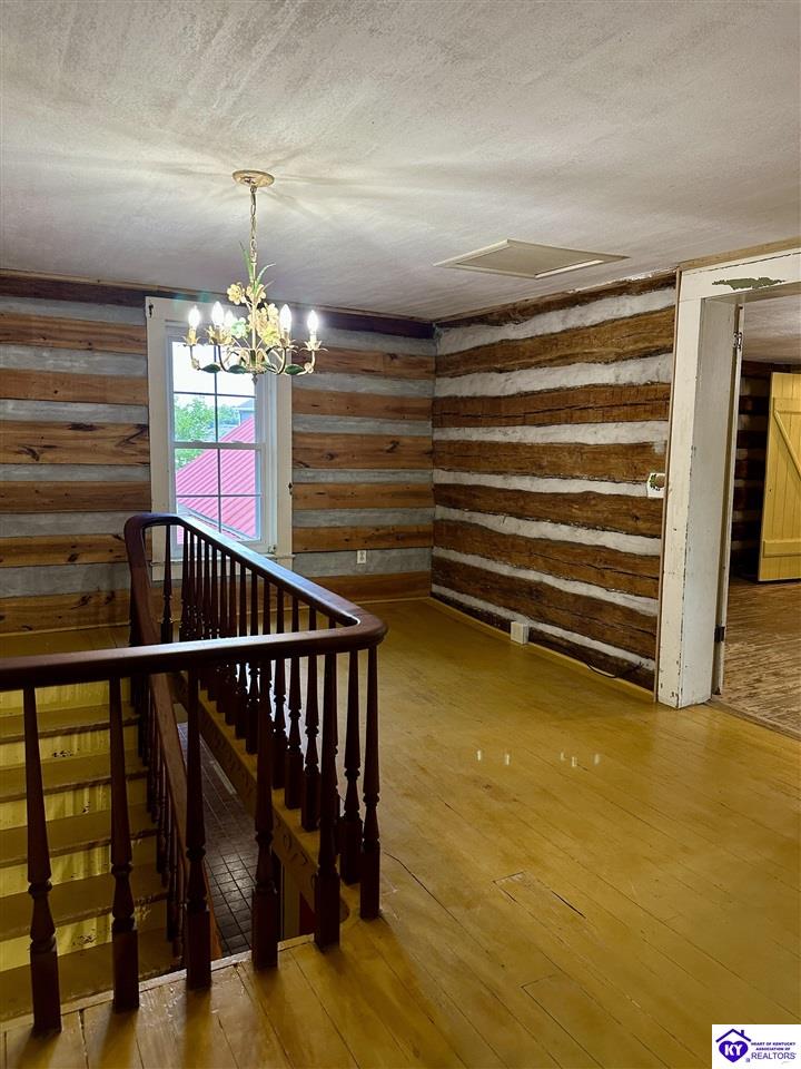 Listing Picture 1612 N Miles Street Elizabethtown, KY 42701 MLS HK25002626