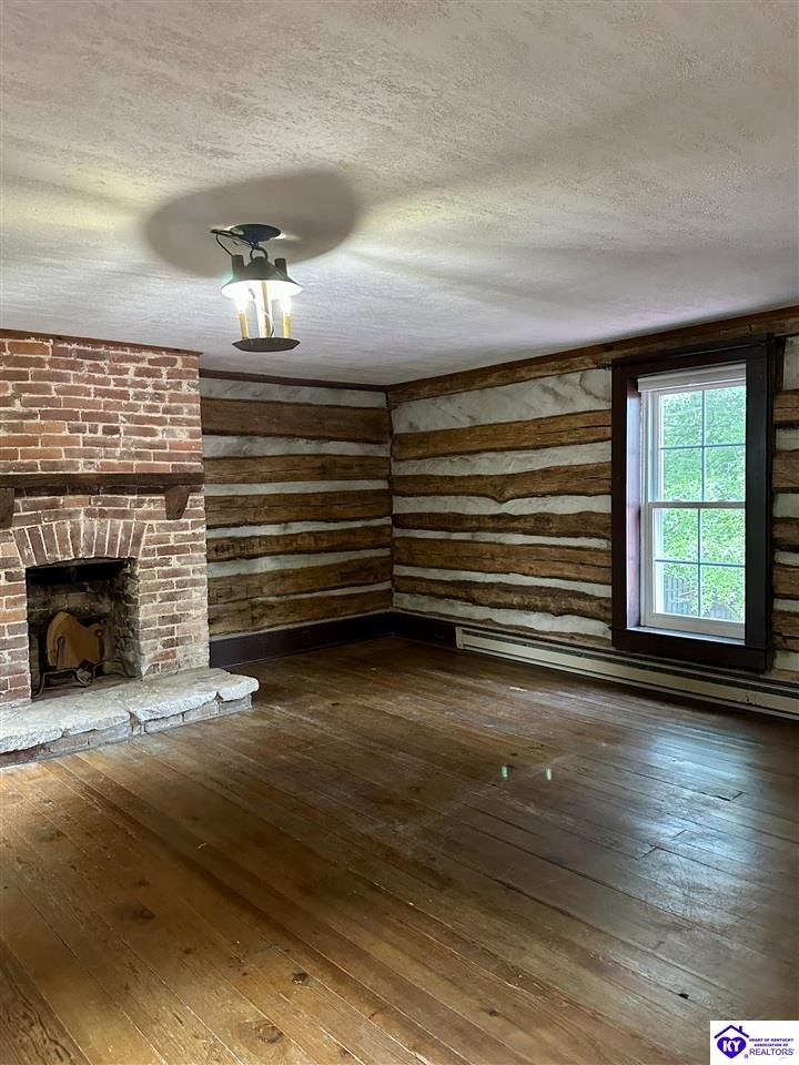 Listing Picture 1612 N Miles Street Elizabethtown, KY 42701 MLS HK25002626