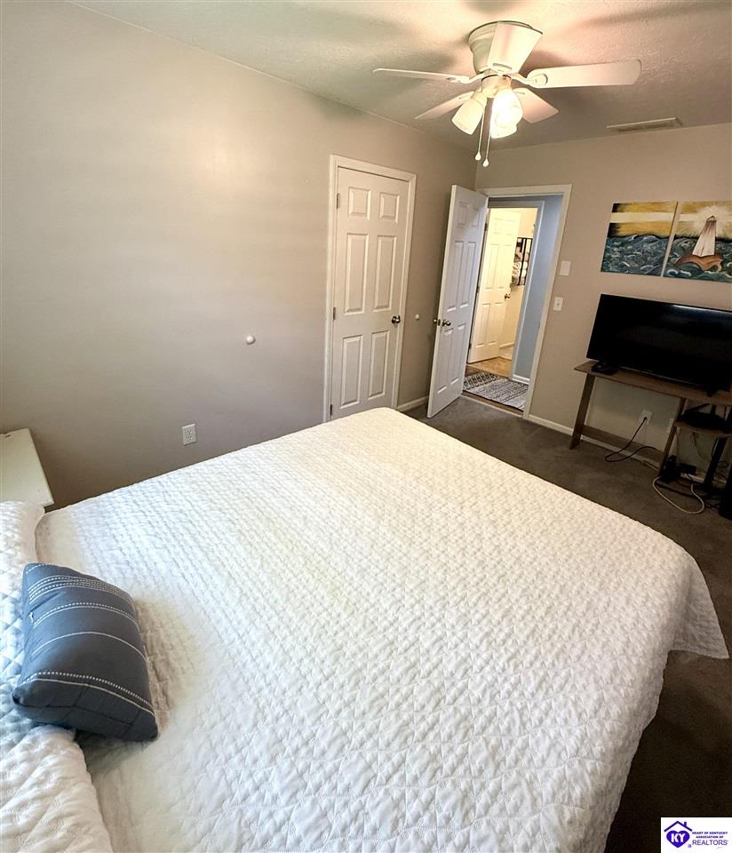 Listing Picture 1402 Kentucky Drive Elizabethtown, KY 42701 MLS HK25002657