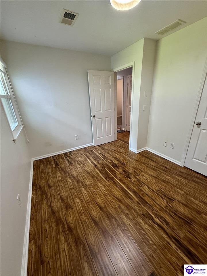 Listing Picture 1402 Kentucky Drive Elizabethtown, KY 42701 MLS HK25002657