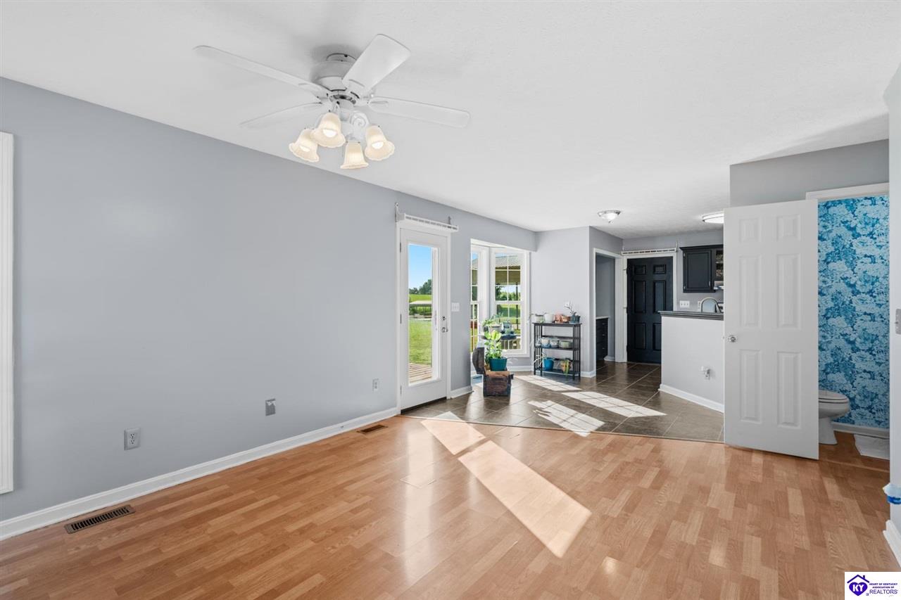 Listing Picture 289 Schlaefer Way Rineyville, KY 40162 MLS HK25002674