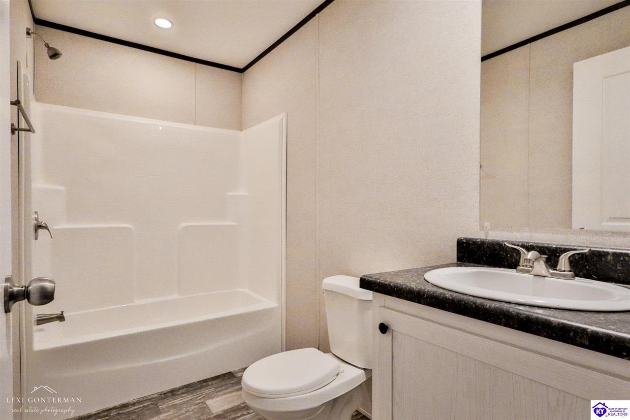 Listing Picture 198 Dutch Girl Lane Glendale, KY 42740 MLS HK25002700