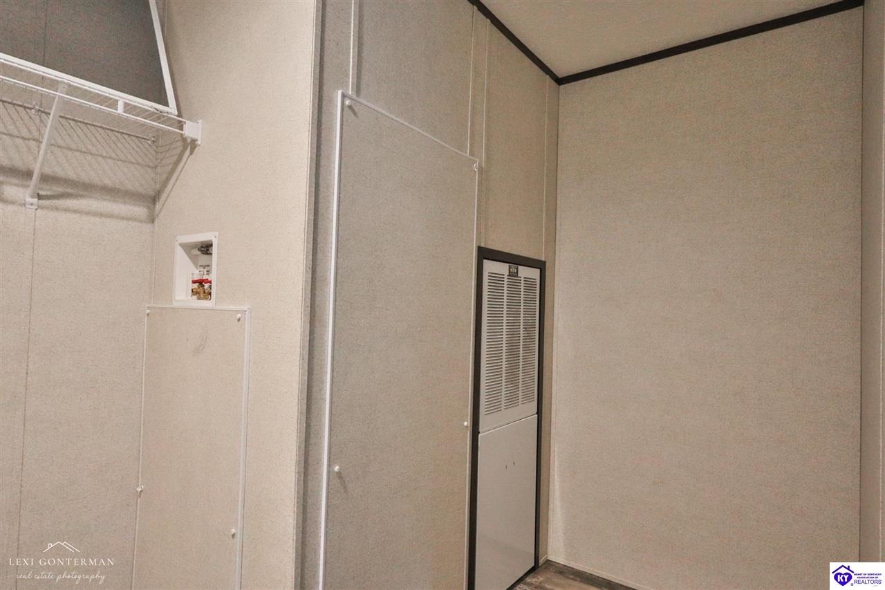 Listing Picture 198 Dutch Girl Lane Glendale, KY 42740 MLS HK25002700