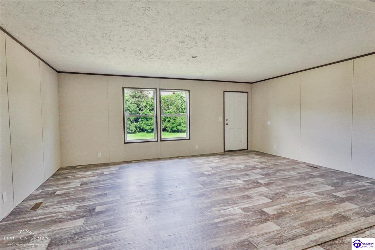 Listing Picture 198 Dutch Girl Lane Glendale, KY 42740 MLS HK25002700