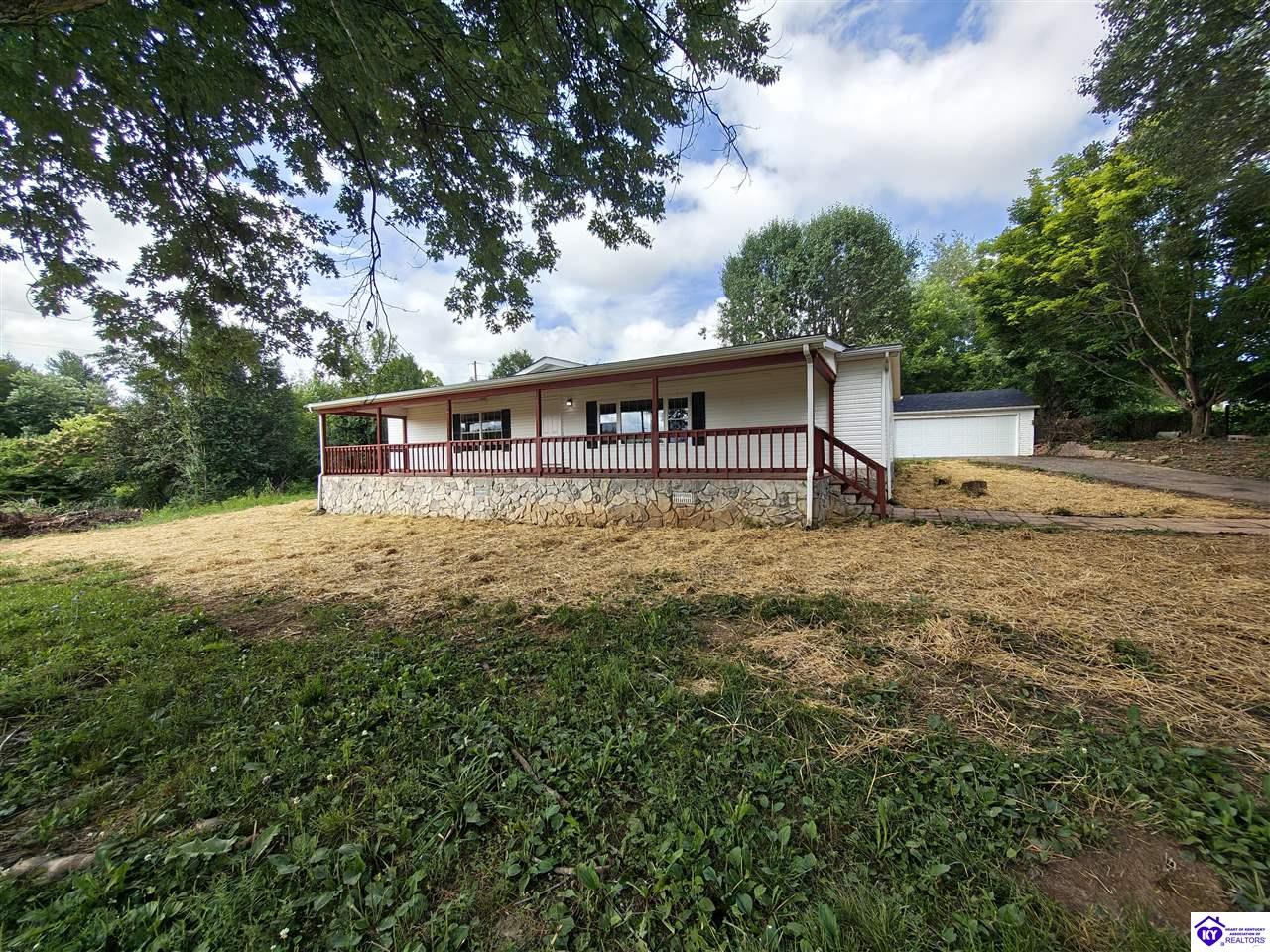 210 Whispering CourtVine Grove, KY 40175