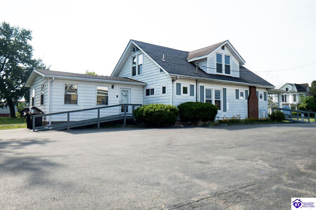 120 W Main StreetClarkson, KY 42726