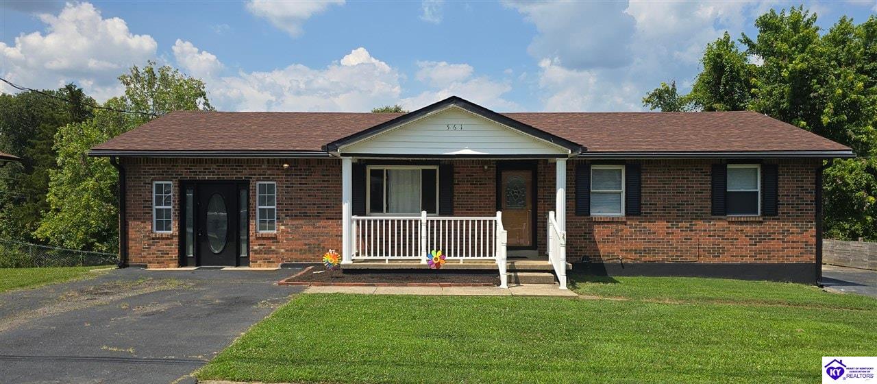 561 E Lincoln Trail BoulevardRadcliff, KY 40160