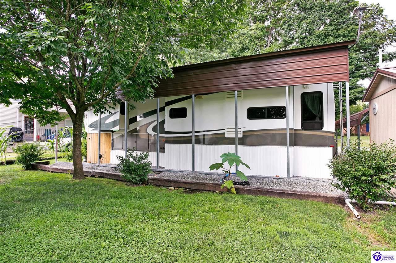 Listing Picture 300 College Street Buffalo, KY 42716 MLS HK25002839