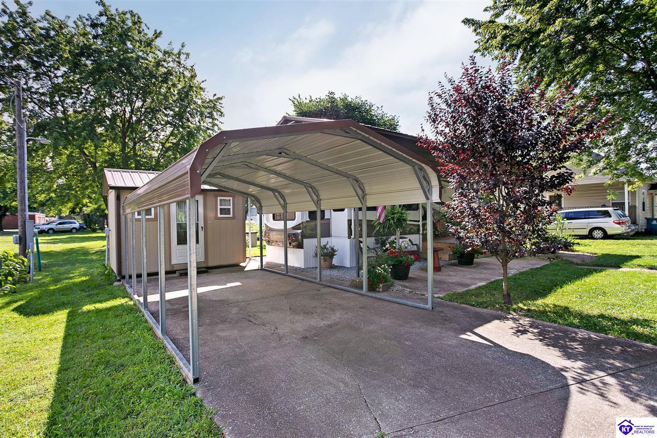 Listing Picture 300 College Street Buffalo, KY 42716 MLS HK25002839