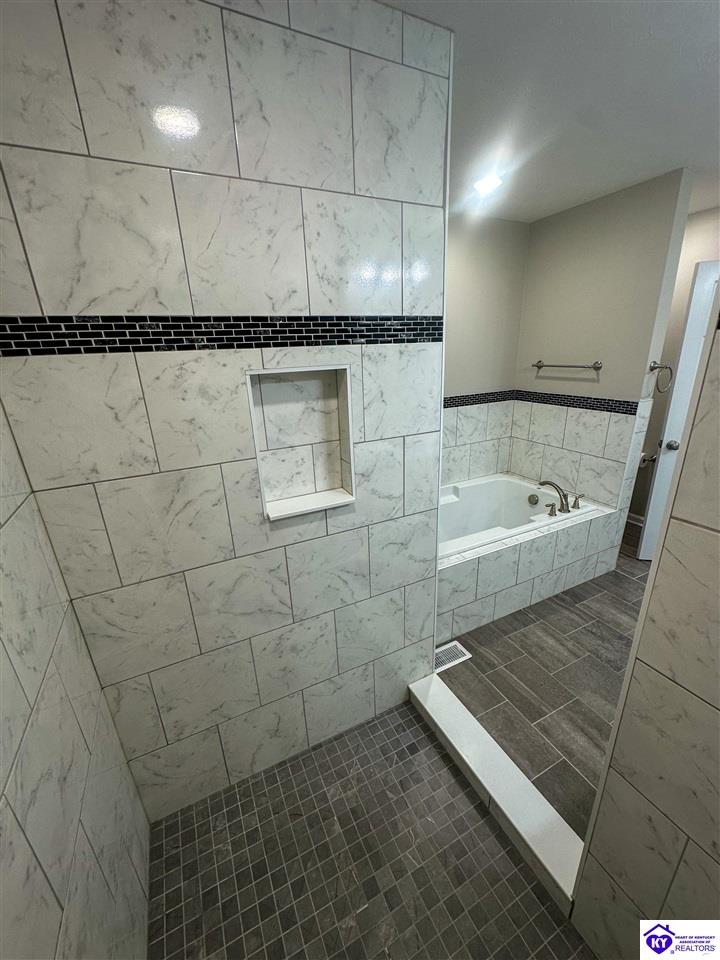 Listing Picture 4177 Fairground Road Brandenburg, KY 40108 MLS HK25002856